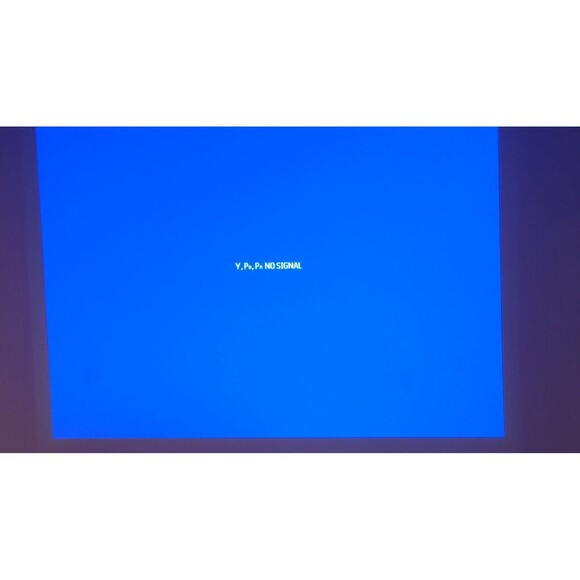 Sharp PG-M10X Projector With Carry case - Picture 10 of 10